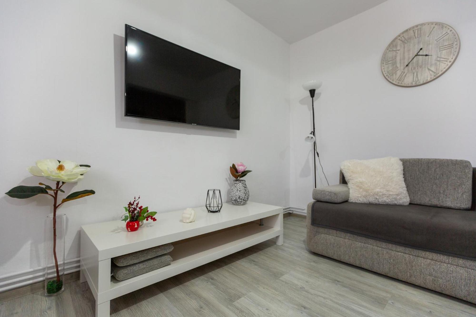 Apartament Alexandru - Central เมดิอาช ภายนอก รูปภาพ